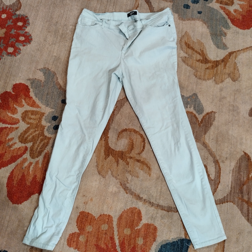 Colored nine west brand jeans